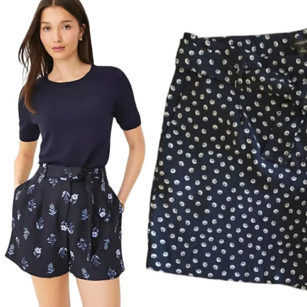 Ann Taylor Factory‎ Navy Blue White Prints Belted The Drapery Shorts Size 10 NWT